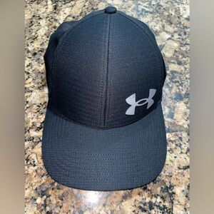 Under Armour med/large hat black